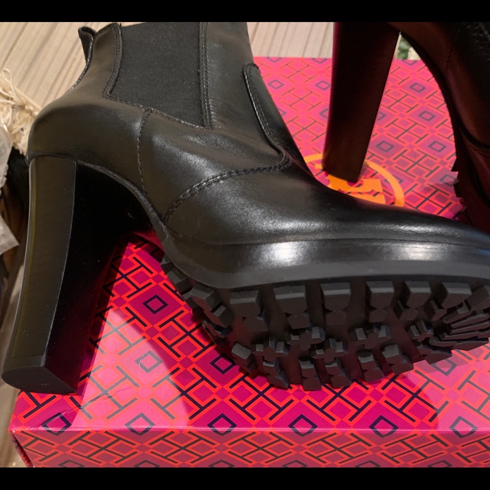 Tory Burch Boots